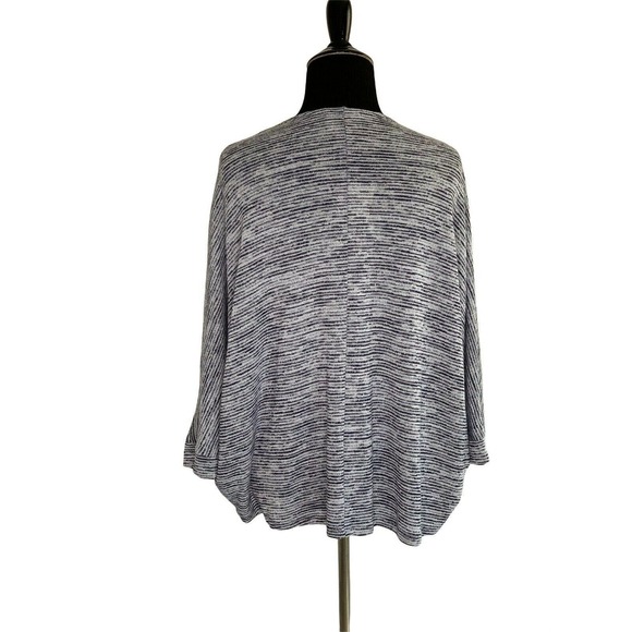 Belle Du Jour Gray Short Sleeve Open Front Cardigan Small - Picture 2 of 5